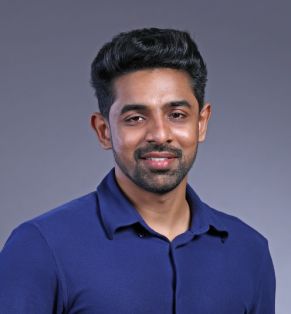Dr. Akhil Vignesh D S